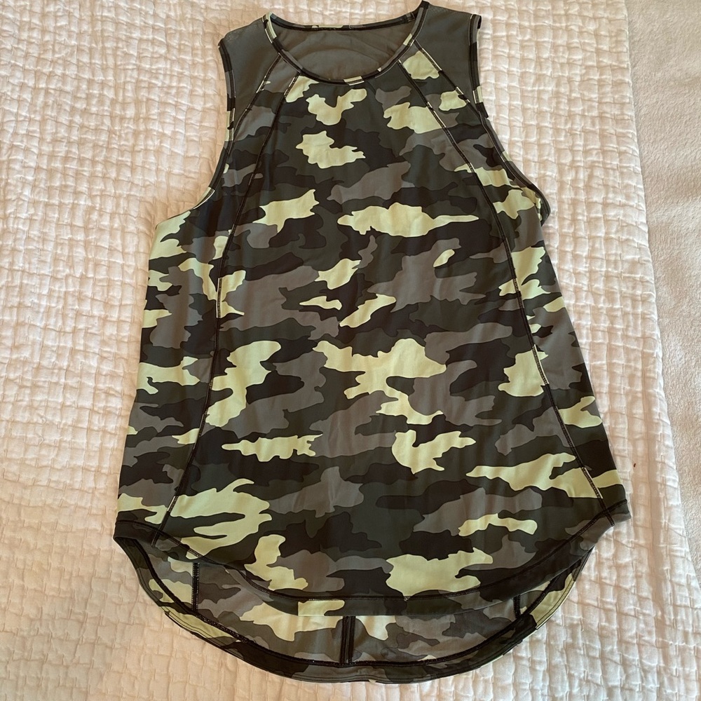 Lululemon Sculpt Tank in Camo Print